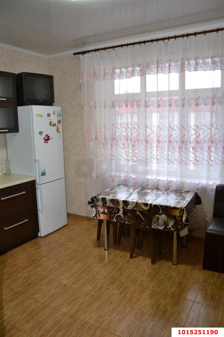 Фото №3: 1-комнатная квартира 47 м² - Краснодар, ул. Казбекская, 18