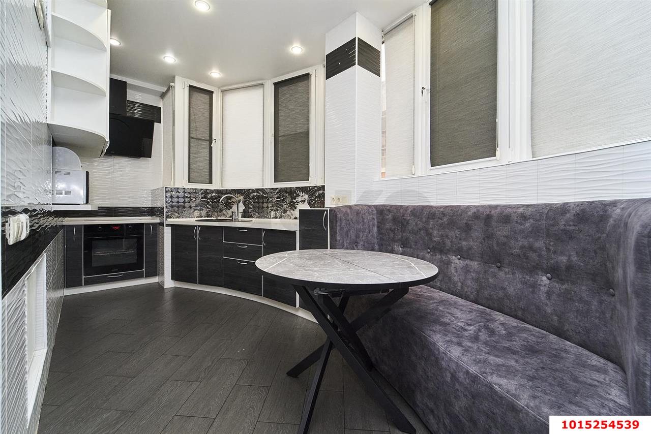 Фото №2: 1-комнатная квартира 42 м² - Краснодар, Прикубанский внутригородской округ, мкр. Репино, пр-д Репина, 1/2к2