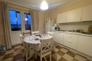 Фото №1: 1-комнатная квартира 38 м² - Краснодар, мкр. Дубинка, ул. имени Чехова, 6