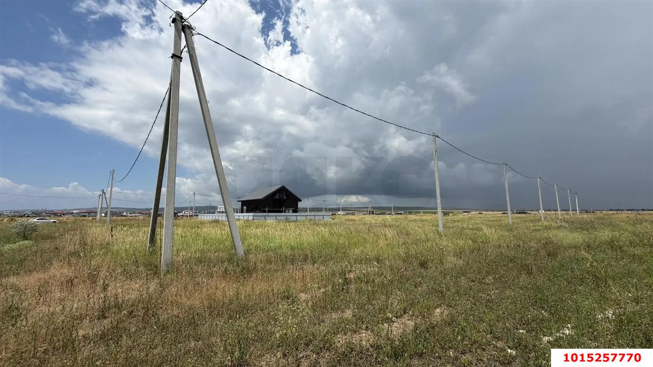 Фото №2: Земельный участок под ИЖС <span class="whitespace-nowrap">5 сот.</span> - Волна, ул. Набережная, 28