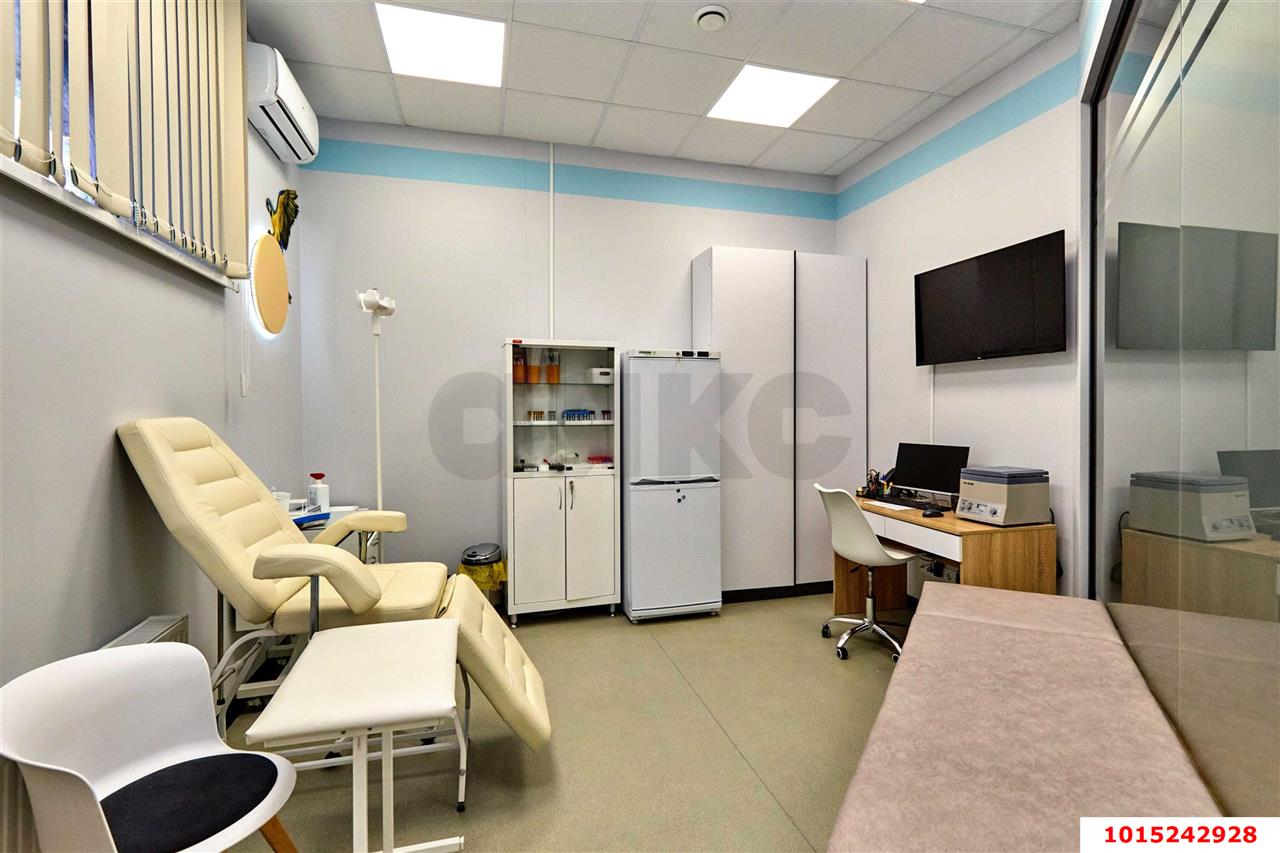 Фото №11: Торговое помещение 570 м² - Краснодар, Черёмушки, ул. Кубанская, 54