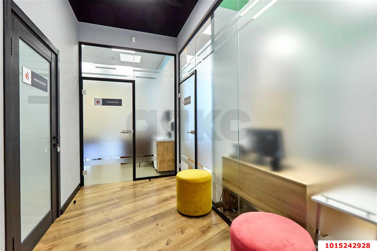 Фото №14: Торговое помещение 570 м² - Краснодар, Черёмушки, ул. Кубанская, 54