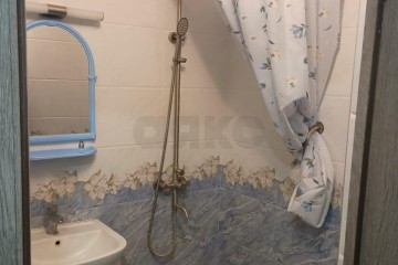 Фото №1: 2-комнатная квартира 43 м² - Берёзовый, мкр. Витаминкомбинат, ул. Профессора Рудакова, 5