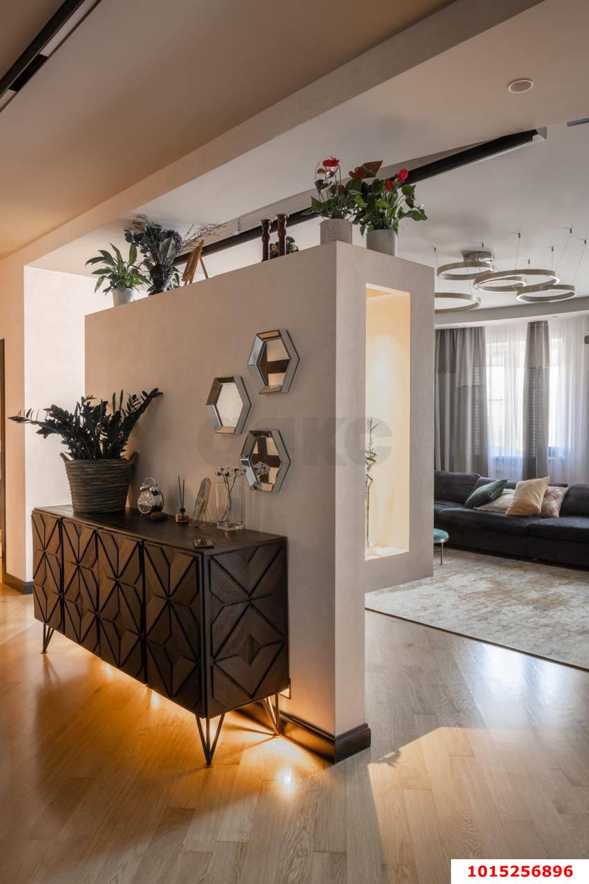 Фото №3: 3-комнатная квартира 111 м² - Краснодар, Центральный внутригородской округ, мкр. Центральный, ул. Промышленная, 19/2