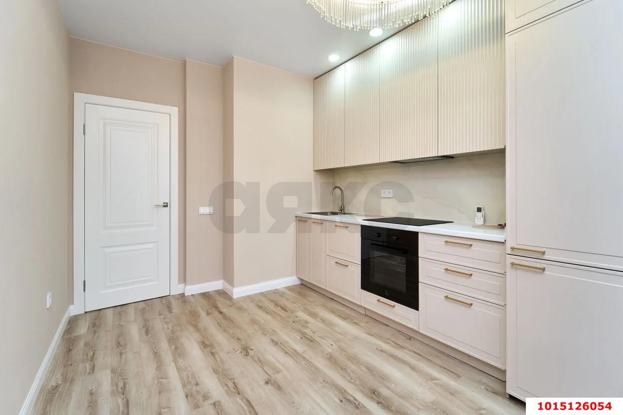 Фото №2: 2-комнатная квартира 59 м² - Краснодар, Прикубанский внутригородской округ, Губернский, мкр. 1-й квартал, ул. Боспорская, 2