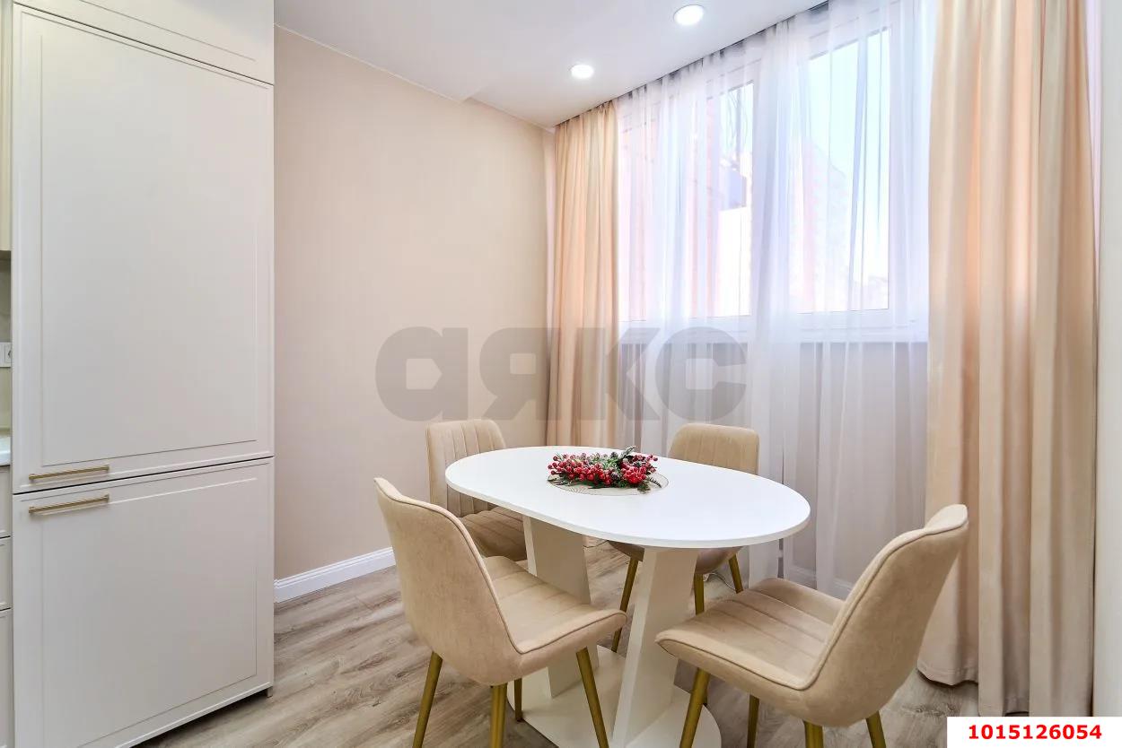 Фото №5: 2-комнатная квартира 59 м² - Краснодар, Прикубанский внутригородской округ, Губернский, мкр. 1-й квартал, ул. Боспорская, 2