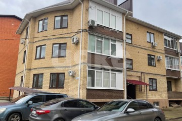 Фото №1: Коммерция 67 м² - Горячий Ключ, мкр. Администрация, ул. Кучерявого, 97Б