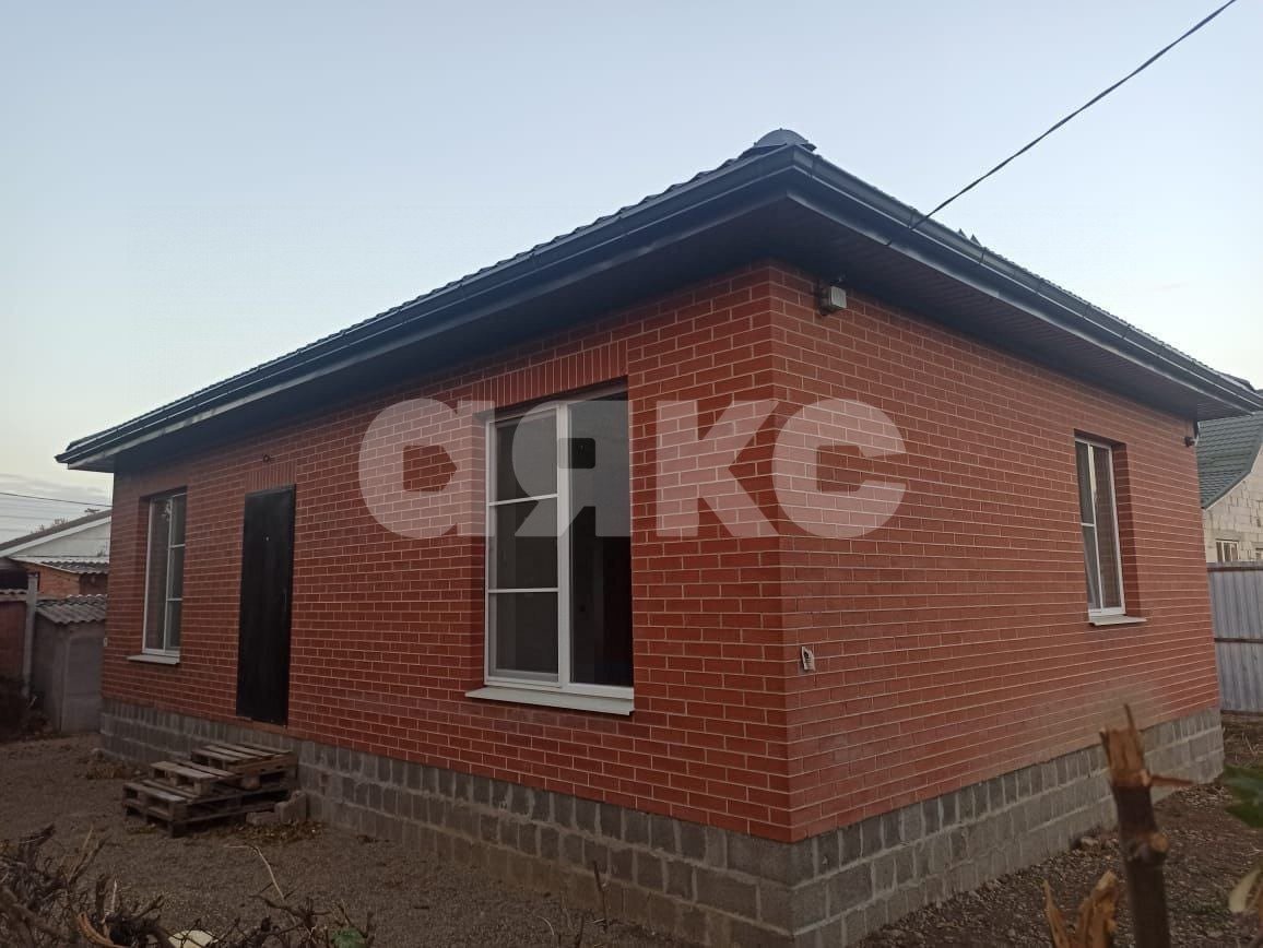 Фото №3: Дом 64 м² + 3.8 сот. - Кореновск, 2-й квартал, ул. Ленина