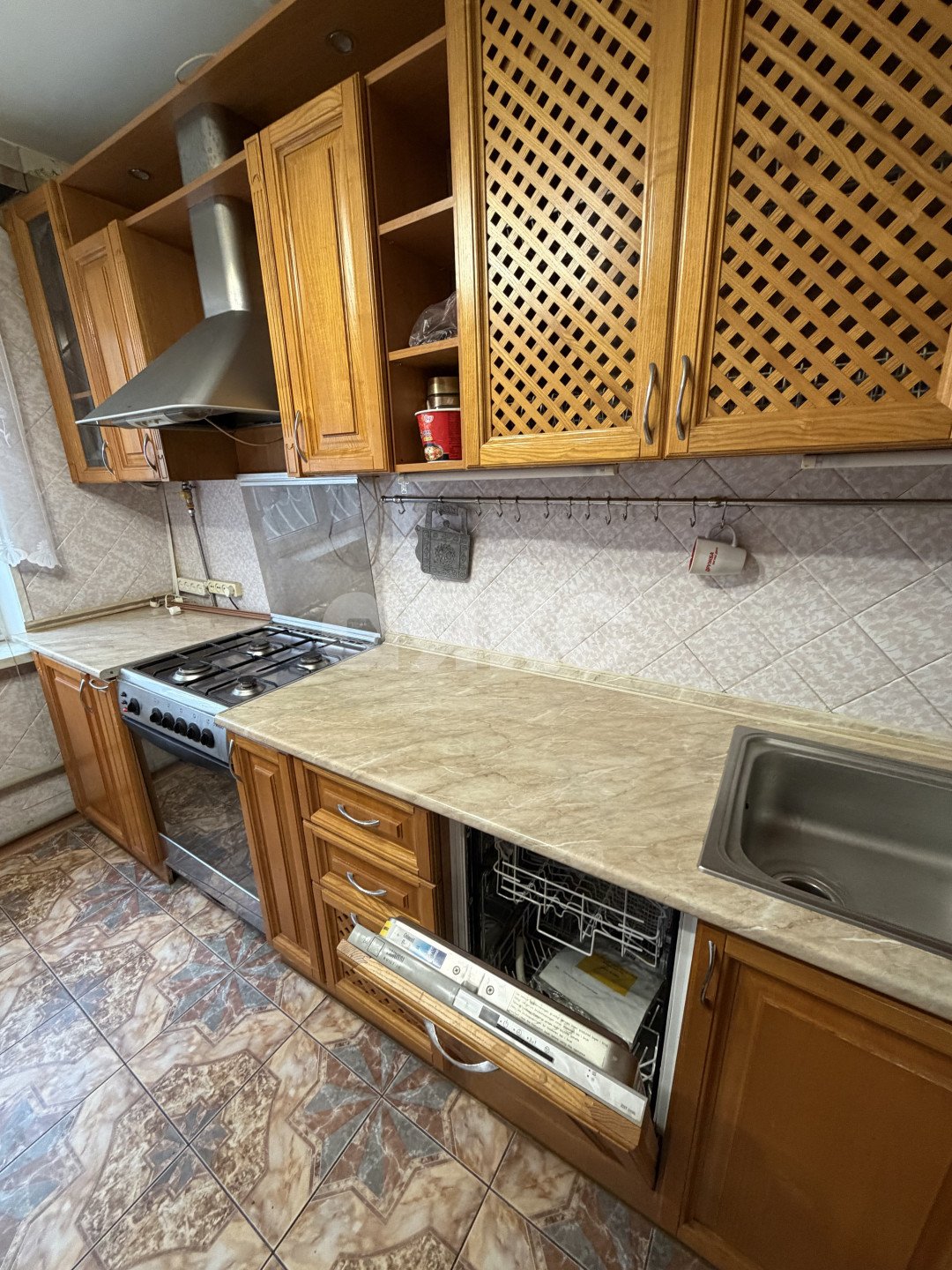 Фото №3: 3-комнатная квартира 57 м² - Мариуполь, Жовтневый, пр-кт Металлургов, 69