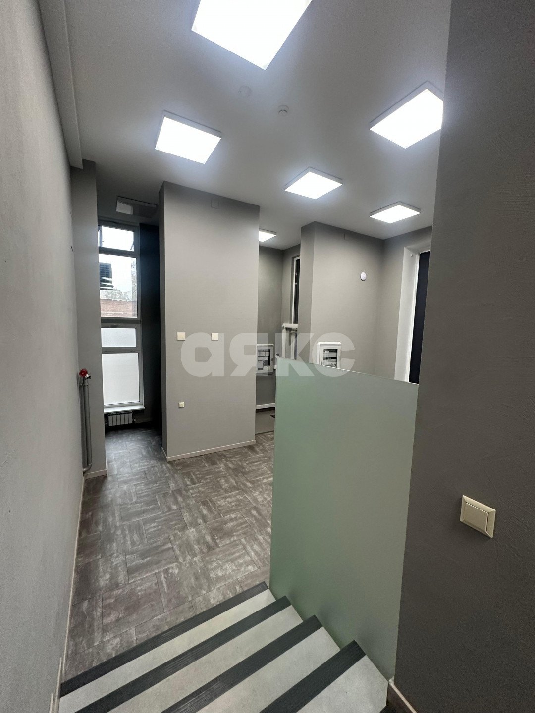 Фото №4: Коммерция 109 м² - Ростов-на-Дону, Кировский, ул. Максима Горького, 168