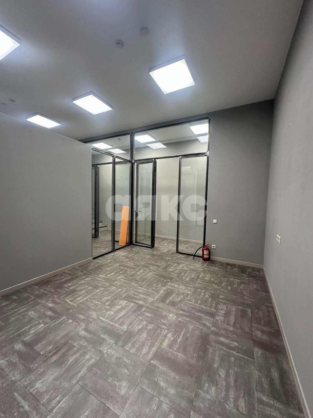 Фото №18: Коммерция 109 м² - Ростов-на-Дону, Кировский, ул. Максима Горького, 168