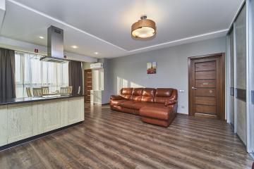 Фото №4: 2-комнатная квартира 99 м² - Краснодар, мкр. Центральный, ул. Будённого, 129