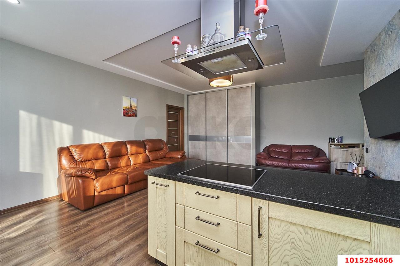 Фото №5: 2-комнатная квартира 106 м² - Краснодар, Центральный, ул. Будённого, 129