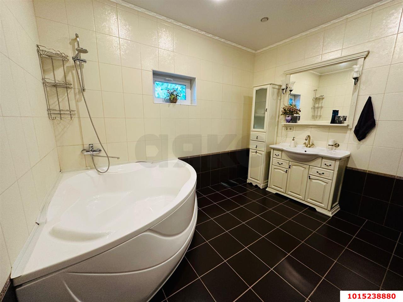 Фото №16: Дом 213 м² + 4 сот. - Любитель, мкр. Прикубанский внутригородской округ, ул. Железнодорожная, 176