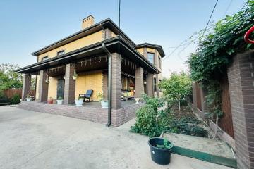 Фото №1: Дом 213 м² - Любитель, мкр. Прикубанский внутригородской округ, ул. Железнодорожная, 176