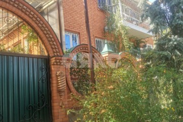 Фото №2: Дом 272 м² - Майкоп, ул. площадь Ленина