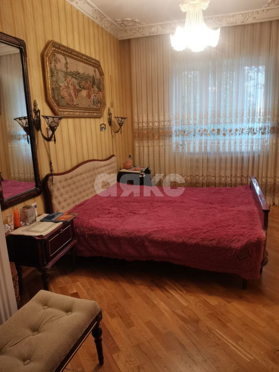 Фото №9: Дом 272 м² + 6 сот. - Майкоп, ул. площадь Ленина