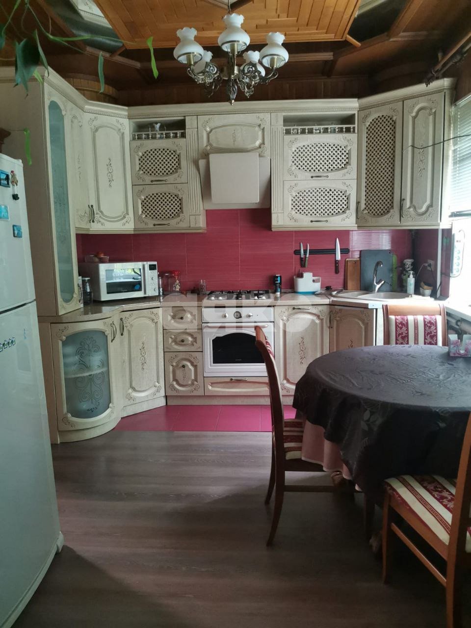 Фото №11: Дом 272 м² + 6 сот. - Майкоп, ул. площадь Ленина