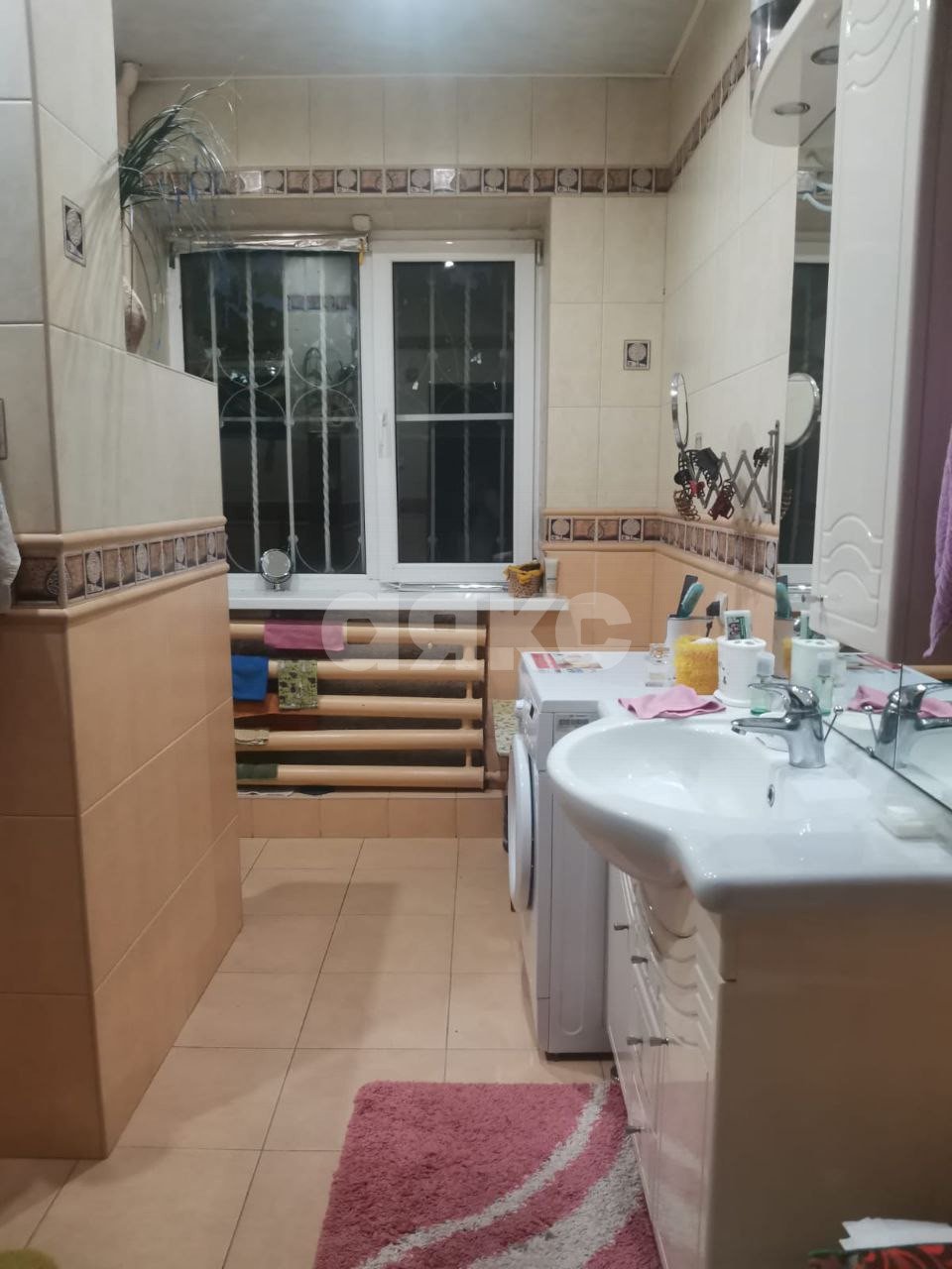 Фото №12: Дом 272 м² + 6 сот. - Майкоп, ул. площадь Ленина