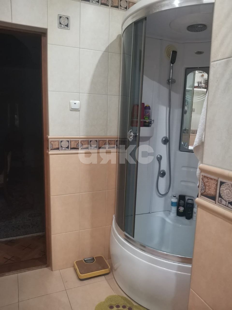 Фото №13: Дом 272 м² + 6 сот. - Майкоп, ул. площадь Ленина