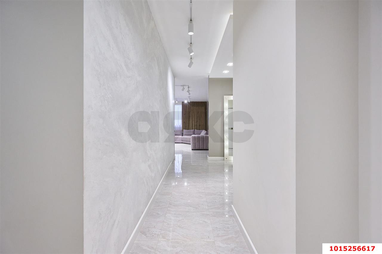 Фото №35: 3-комнатная квартира 158 м² - Краснодар, Западный внутригородской округ, Центральный внутригородской округ, мкр. Центральный, ул. Кубанская набережная, 37/12