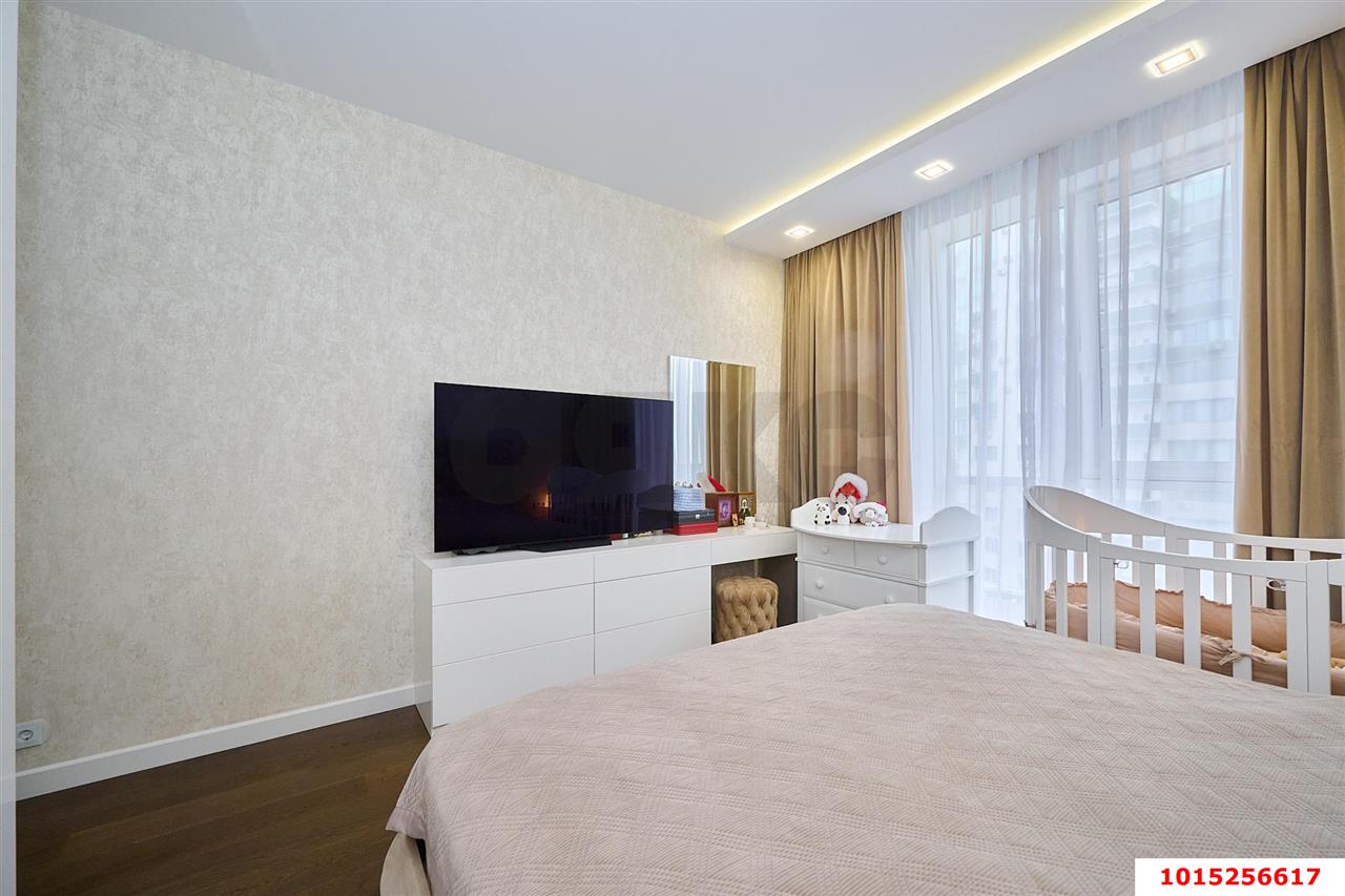 Фото №20: 3-комнатная квартира 158 м² - Краснодар, Западный внутригородской округ, Центральный внутригородской округ, мкр. Центральный, ул. Кубанская набережная, 37/12