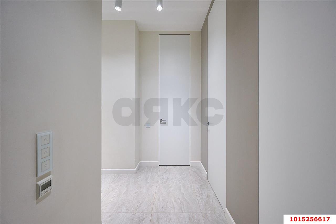 Фото №36: 3-комнатная квартира 158 м² - Краснодар, Западный внутригородской округ, Центральный внутригородской округ, мкр. Центральный, ул. Кубанская набережная, 37/12