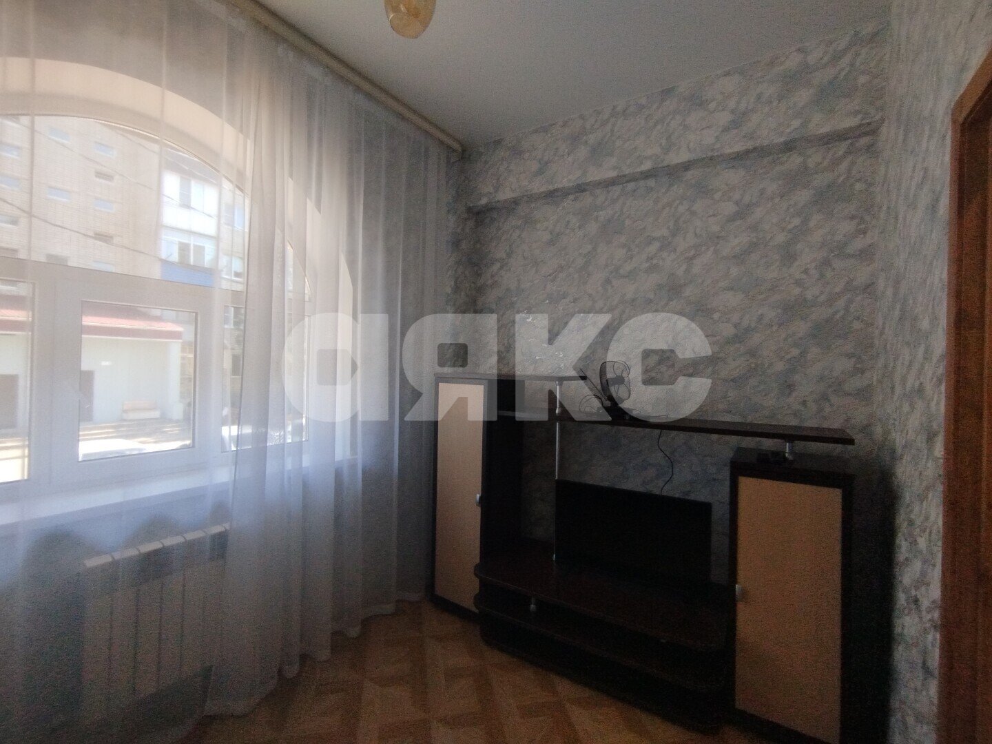 Фото №8: 1-комнатная квартира <span class="whitespace-nowrap">38 м²</span>, <span class="whitespace-nowrap">1/6 эт.</span> - Горячий Ключ, мкр. Администрация, ул. Ленина, 199Б
