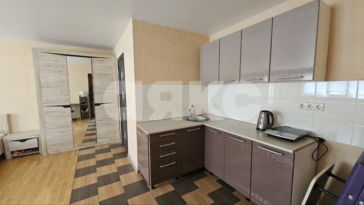 Фото №8: Дом 240 м² + 6 сот. - Миндальное, ул. Киммерийская