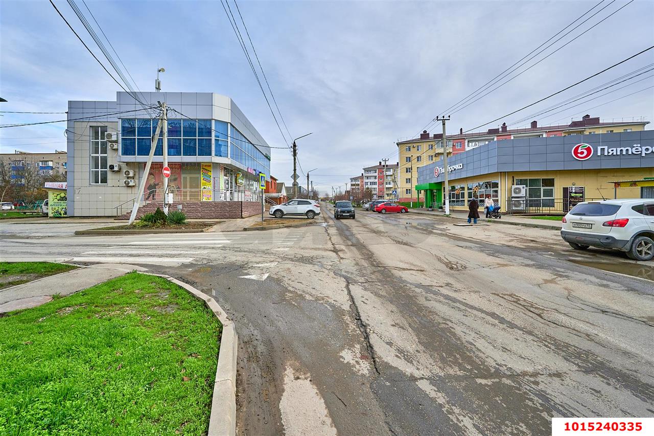 Фото №6: Торговое помещение 44 м² - Крымск, Платан, ул. Октябрьская, 37Л