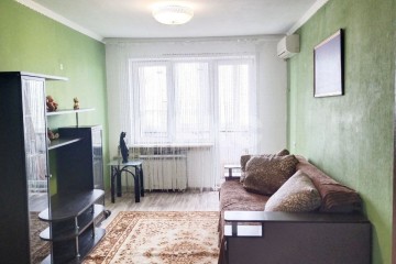 Фото №1: 3-комнатная квартира 62 м² - Мариуполь, р. Левобережный, б-р Морской, 48