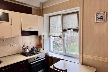 Фото №1: 3-комнатная квартира 58 м² - Симферополь, р. Центральный, ул. Залесская, 68