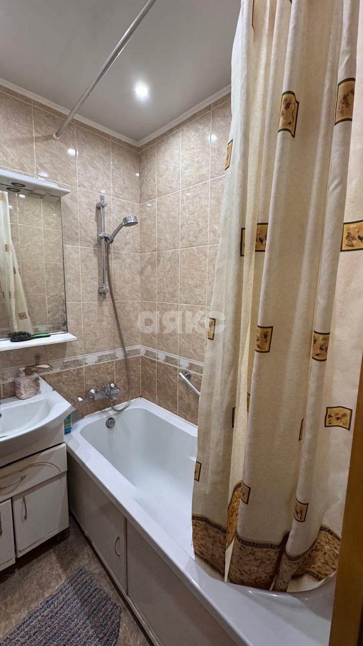 Фото №11: 3-комнатная квартира 58 м² - Симферополь, Центральный, ул. Залесская, 68