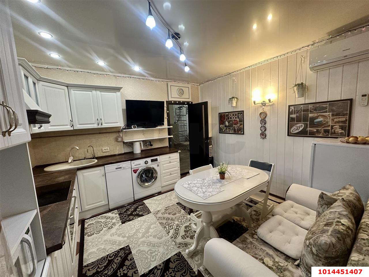 Фото №1: 3-комнатная квартира 78 м² - Краснодар, Восточно-Кругликовский, ул. Восточно-Кругликовская, 64