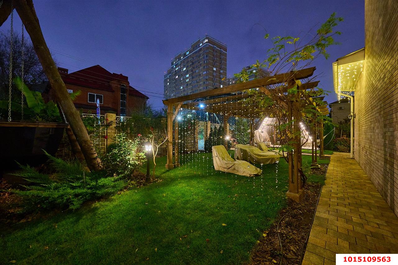 Фото №32: Дом 484 м² + 9 сот. - Краснодар, Прикубанский внутригородской округ, Школьный, мкр. Круглик, ул. Баканская, 20