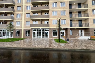 Фото №1: Торговое помещение 44 м² - Краснодар, мкр. жилой комплекс Дыхание, ул. Лётчика Позднякова, 2к25