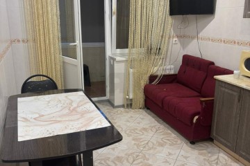 Фото №1: 1-комнатная квартира 42 м² - Краснодар, ж/м Пашковский, ул. Октябрьская, 12/1