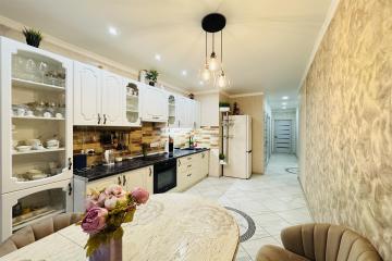 Фото №3: 2-комнатная квартира 63 м² - Краснодар, мкр. жилой комплекс Времена года, ул. Петра Метальникова, 5к1