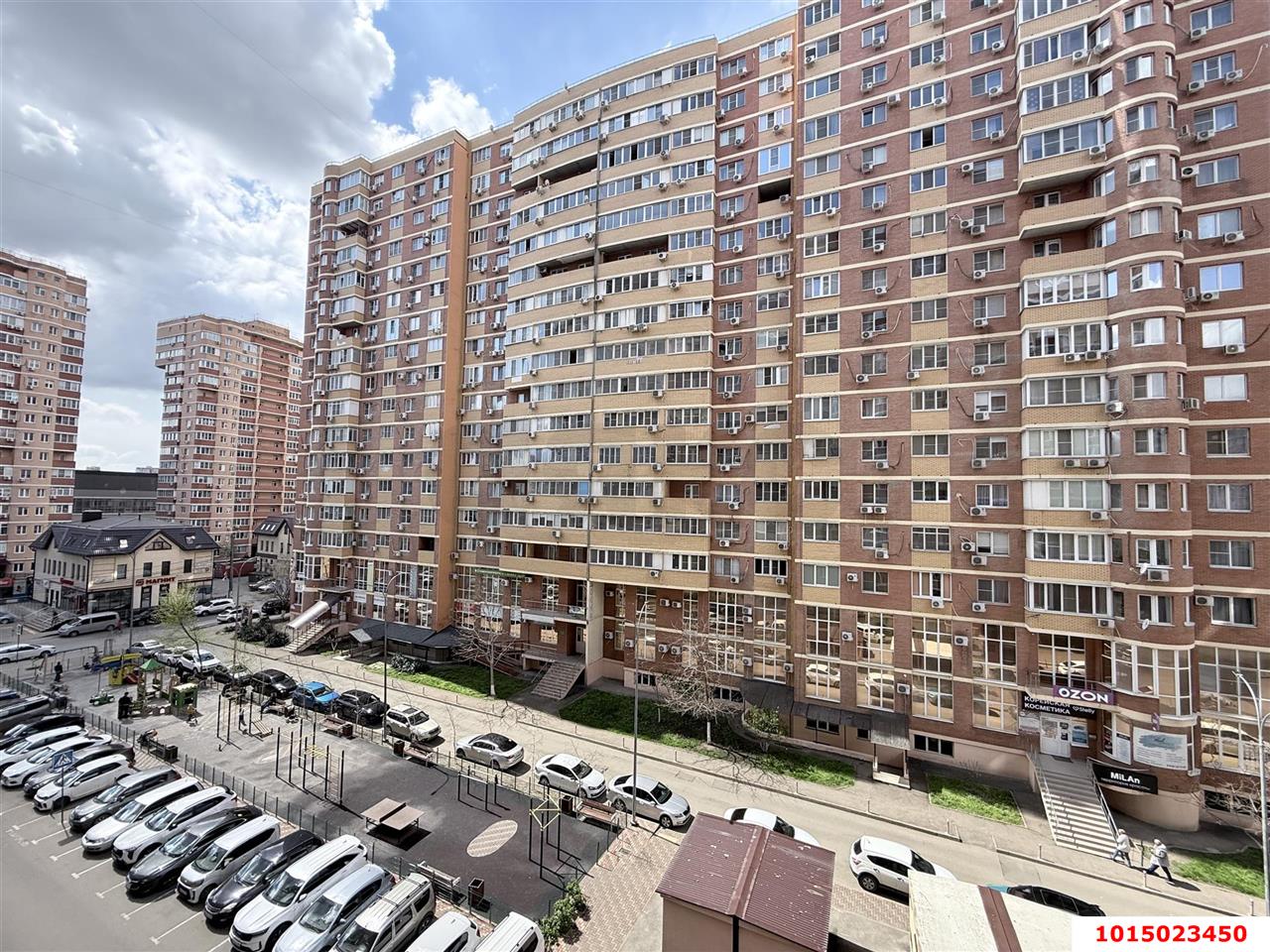 Фото №2: 2-комнатная квартира 70 м² - Краснодар, Прикубанский внутригородской округ, мкр. 9-й километр, пр-д Репина, 5