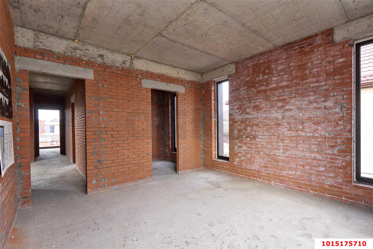 Фото №12: Дом 250 м² + 6 сот. - Краснодар, Фестивальный, ул. Труда, 180