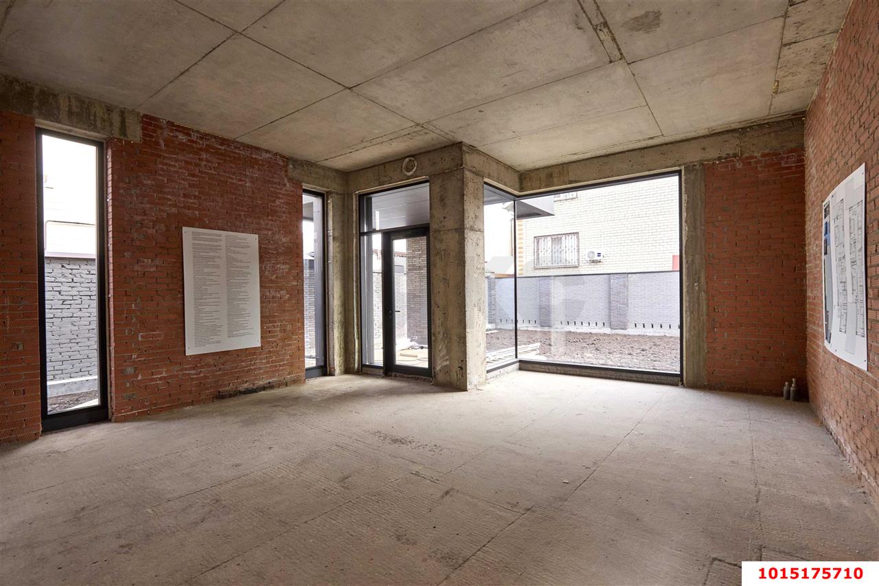 Фото №7: Дом 250 м² + 6 сот. - Краснодар, Фестивальный, ул. Труда, 180