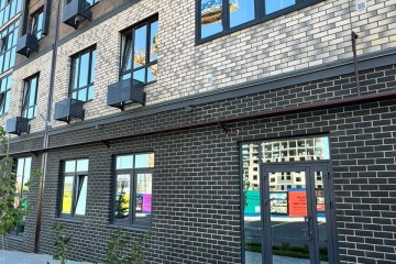 Фото №1: Торговое помещение 153 м² - Ростов-на-Дону, мкр. поселок Кирпичный, пр-кт 40-летия Победы, 113/3