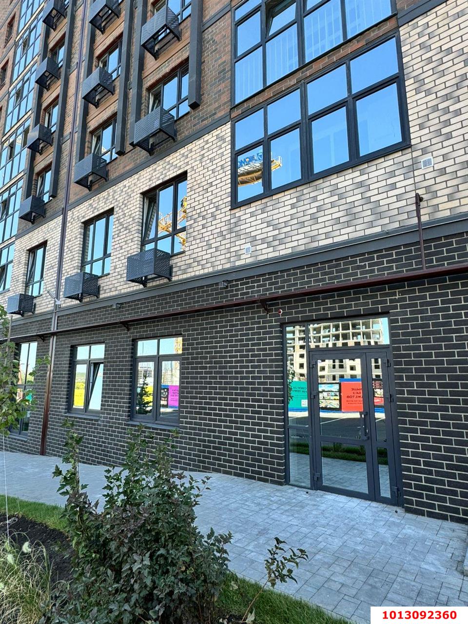 Фото №1: Торговое помещение 153 м² - Ростов-на-Дону, поселок Кирпичный, пр-кт 40-летия Победы, 113/3