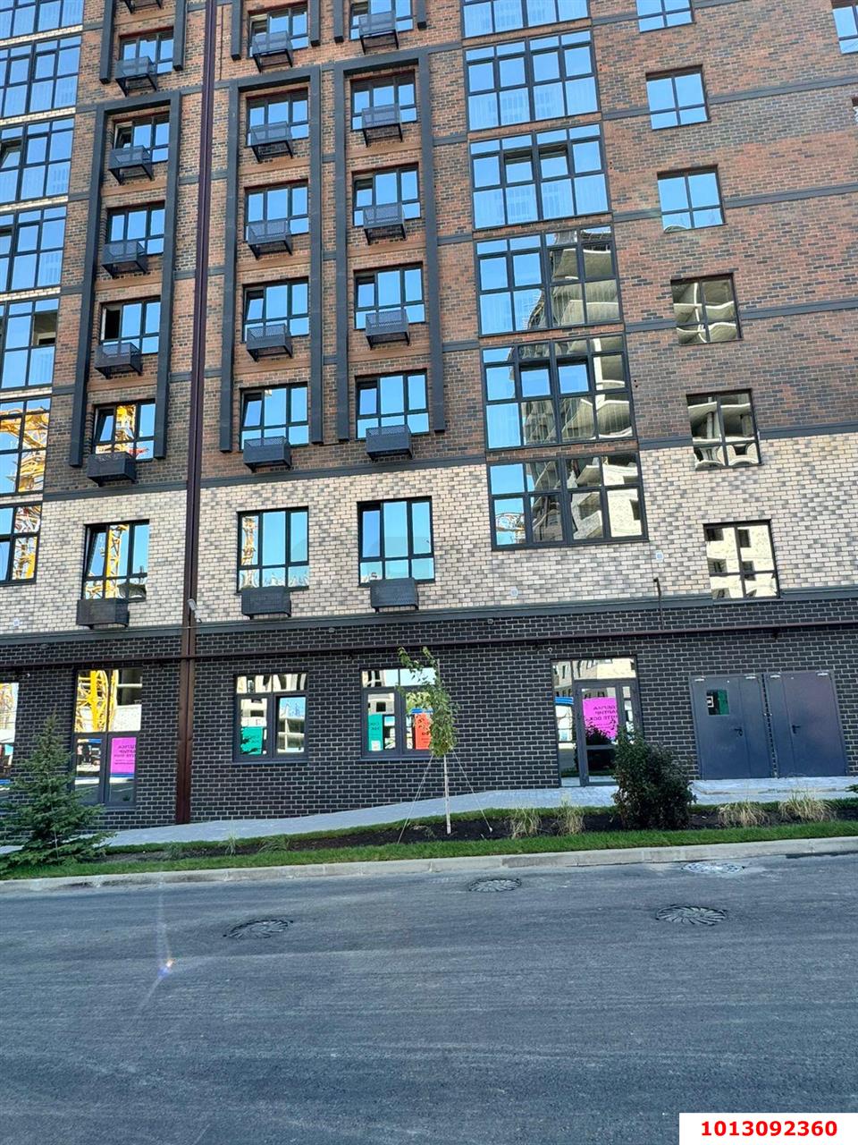 Фото №2: Торговое помещение 153 м² - Ростов-на-Дону, поселок Кирпичный, пр-кт 40-летия Победы, 113/3