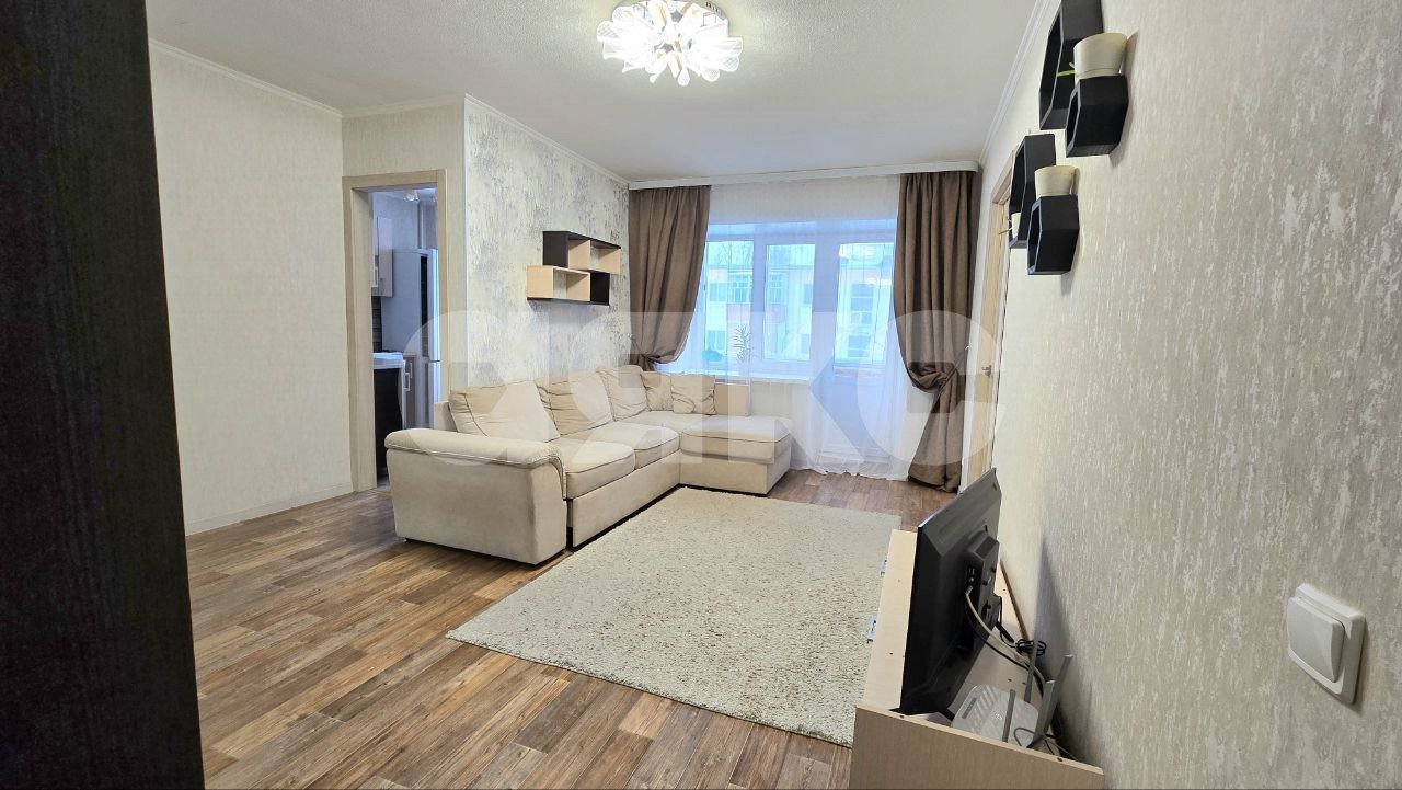 Фото №4: 2-комнатная квартира 42 м² - Нижнекамск, 2-й квартал, ул. Юности, 1