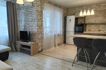 Фото №1: 2-комнатная квартира 86 м² - Краснодар, мкр. ЖК Все Свои Вип, ул. Колхозная, 5