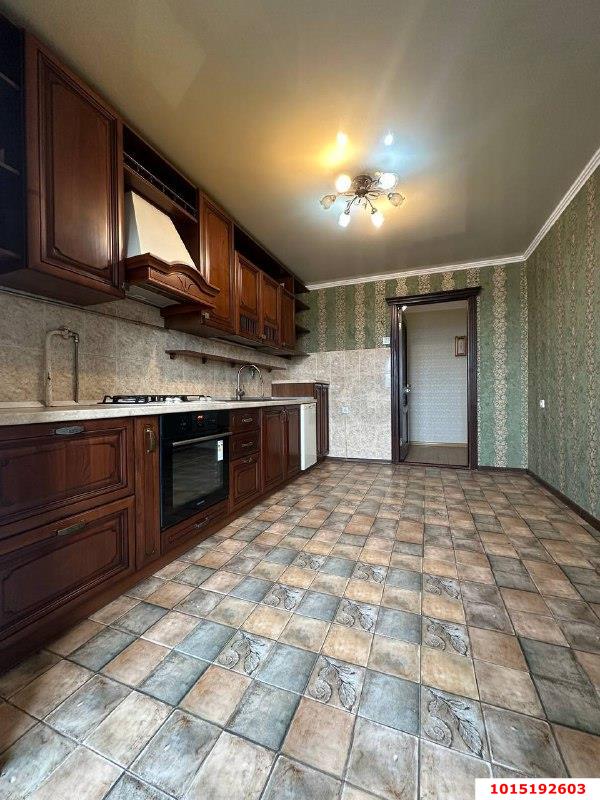 Фото №2: 5+-комнатная квартира 139 м² - Краснодар, Табачная Фабрика, ул. Ипподромная, 53