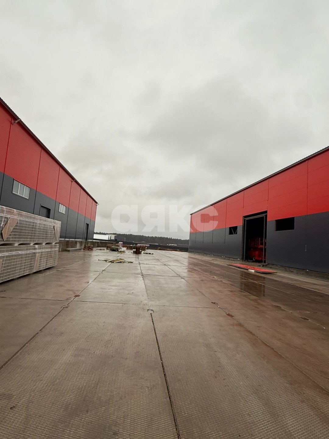 Фото №3: Коммерция 1482 м² - Дятловка, ул. Привольная, 79