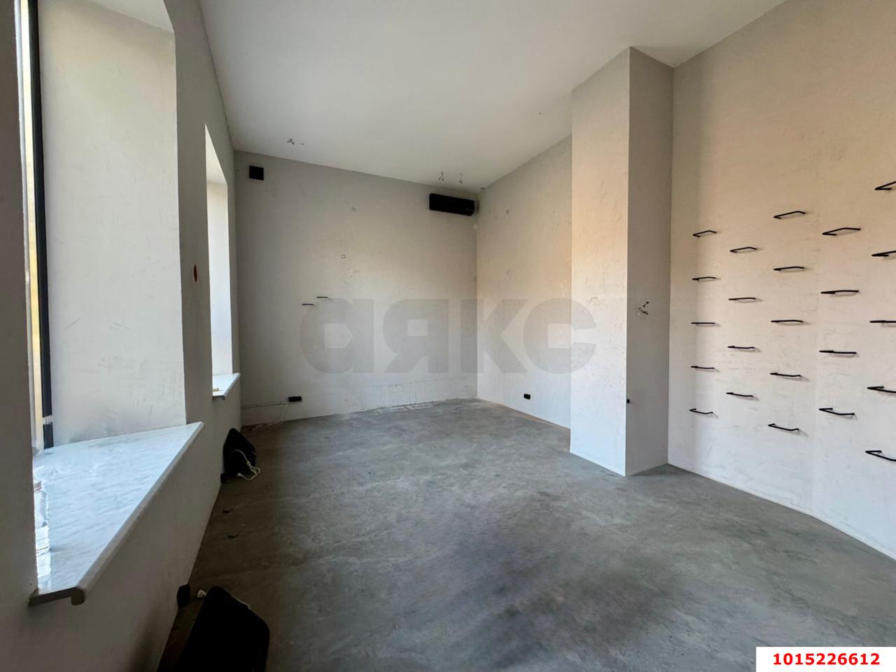 Фото №6: Торговое помещение 29 м² - Краснодар, Центральный, ул. Гоголя, 52