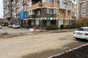 Фото №2: Торговое помещение 55 м² - Краснодар, мкр. Солнечный, ул. Архитектора Петина, 18/2